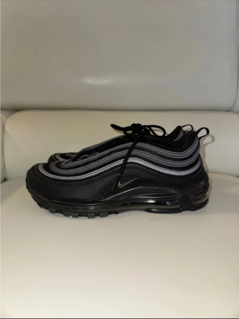 NIKE BLACK AIR MAX 97 LOW TOP SNEAKERS